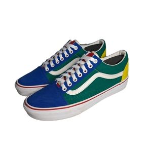 Vans Yacht Club Sneakers Custom "Groovy" on the Back